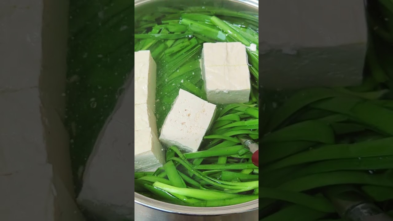 Chives Soup 🌱 -  The easiest soup I ever made in my life