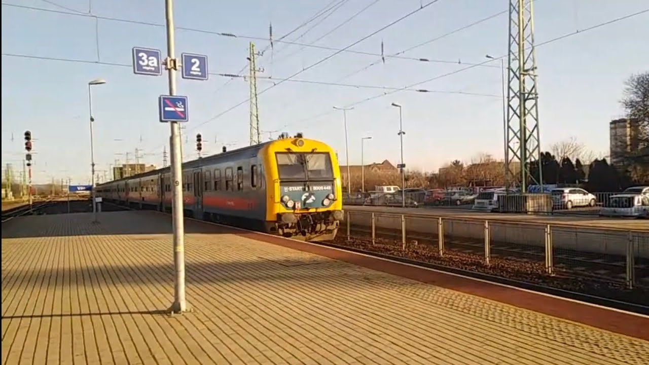 Vonatok Vác állomáson