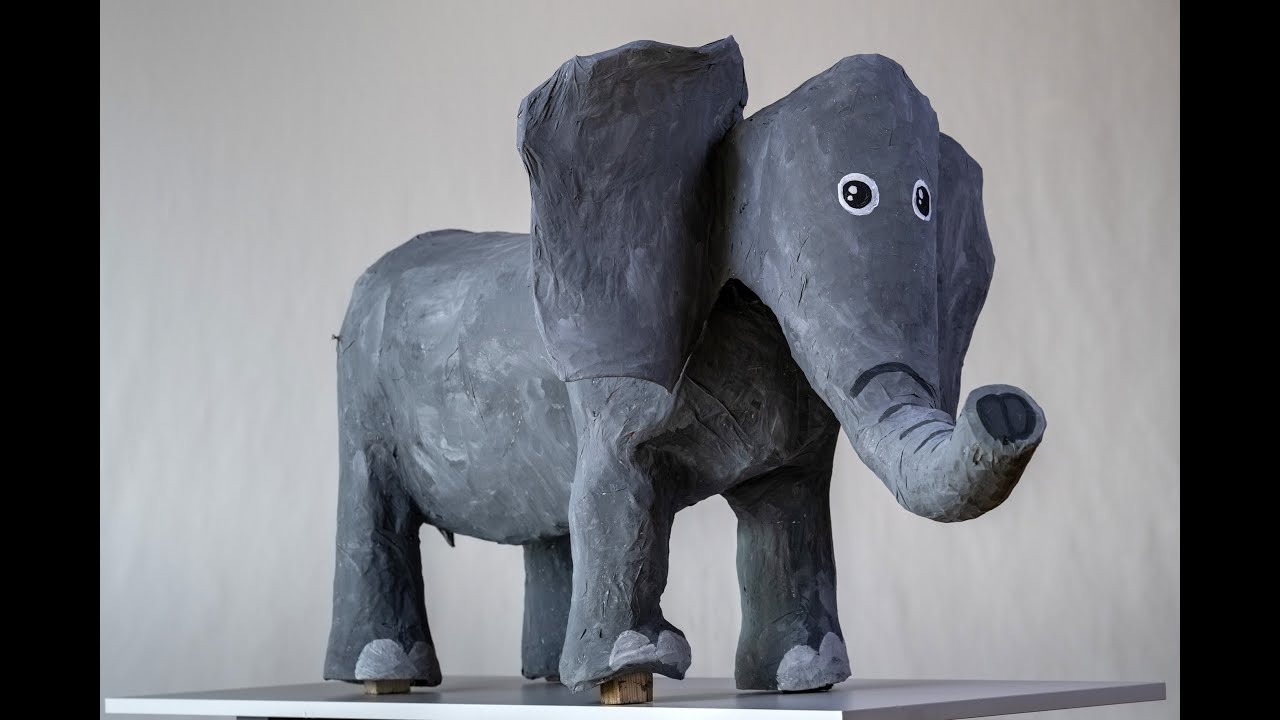2. Der Elefant aus 