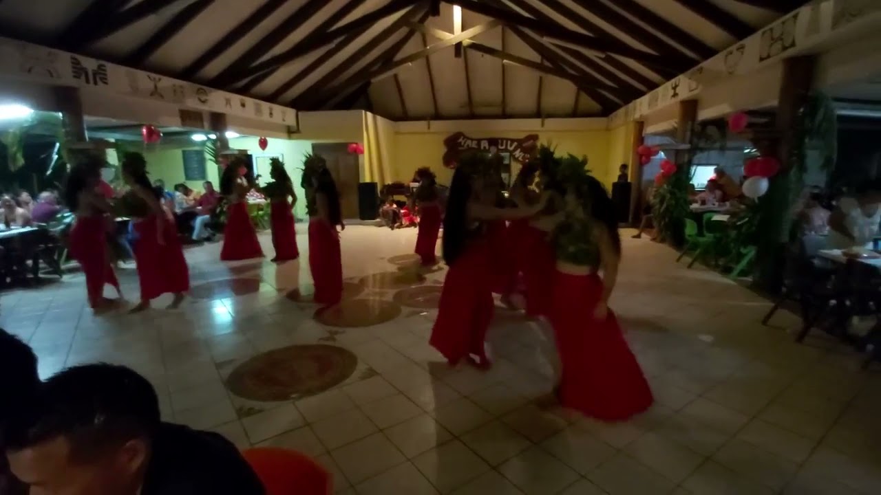 Tapairu Koe - Teiho Tetoofa & KAPA MAI dancers