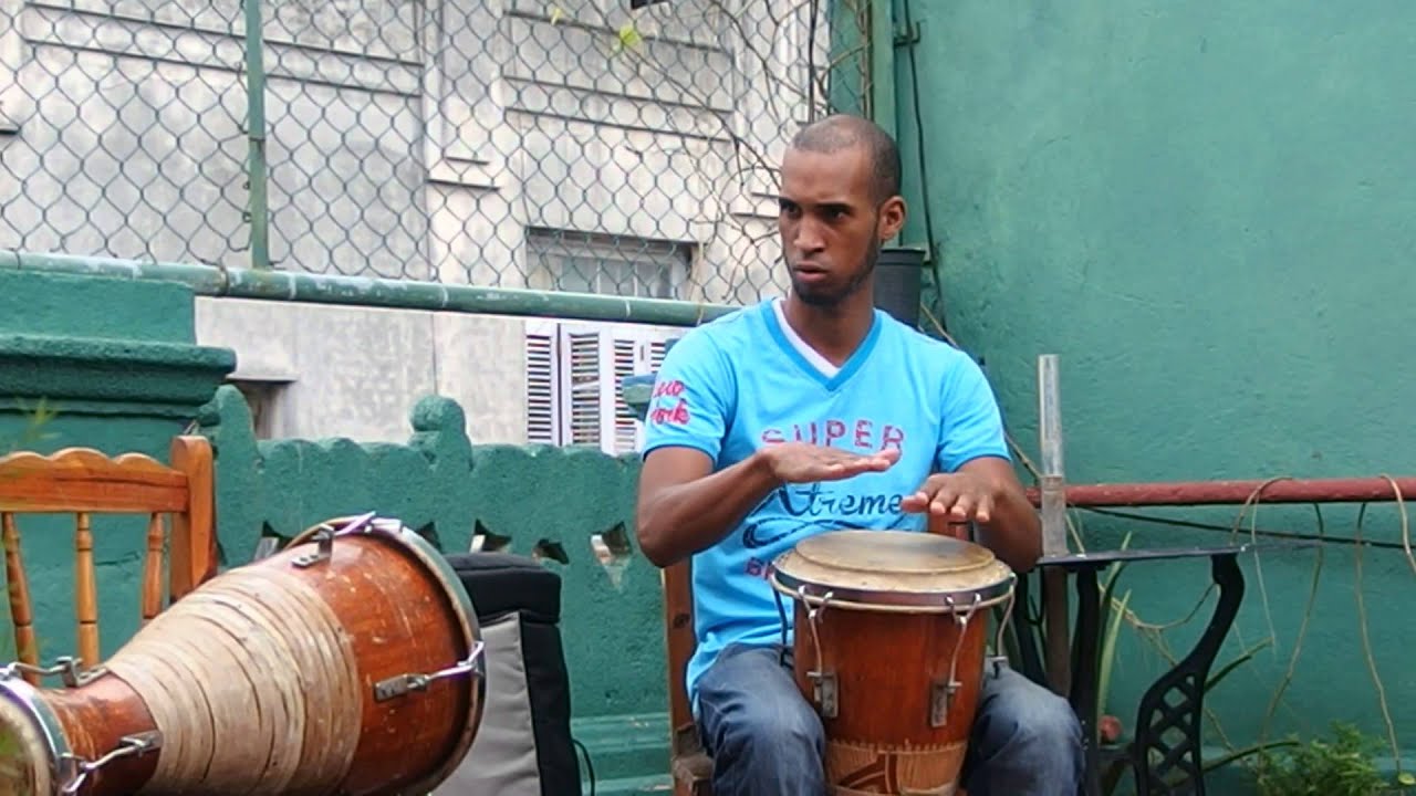 Octavio Rodriguez Rivera, master of the Cuban Bat&aacute; drums