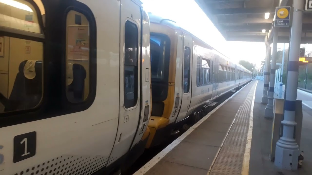 Southeastern Trains passing through Elmers End Station.