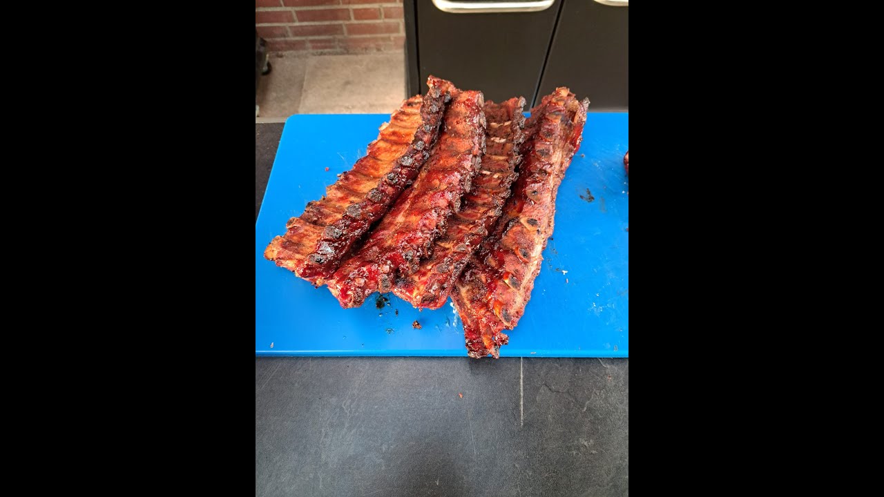 Spareribs , Rippchen unter anderem im Thai BBQ Styl