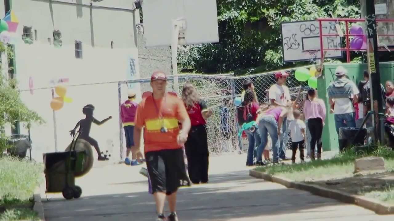 Movimiento Juvenil Socialista por la Revoluci&oacute;n - Vive con Cancha