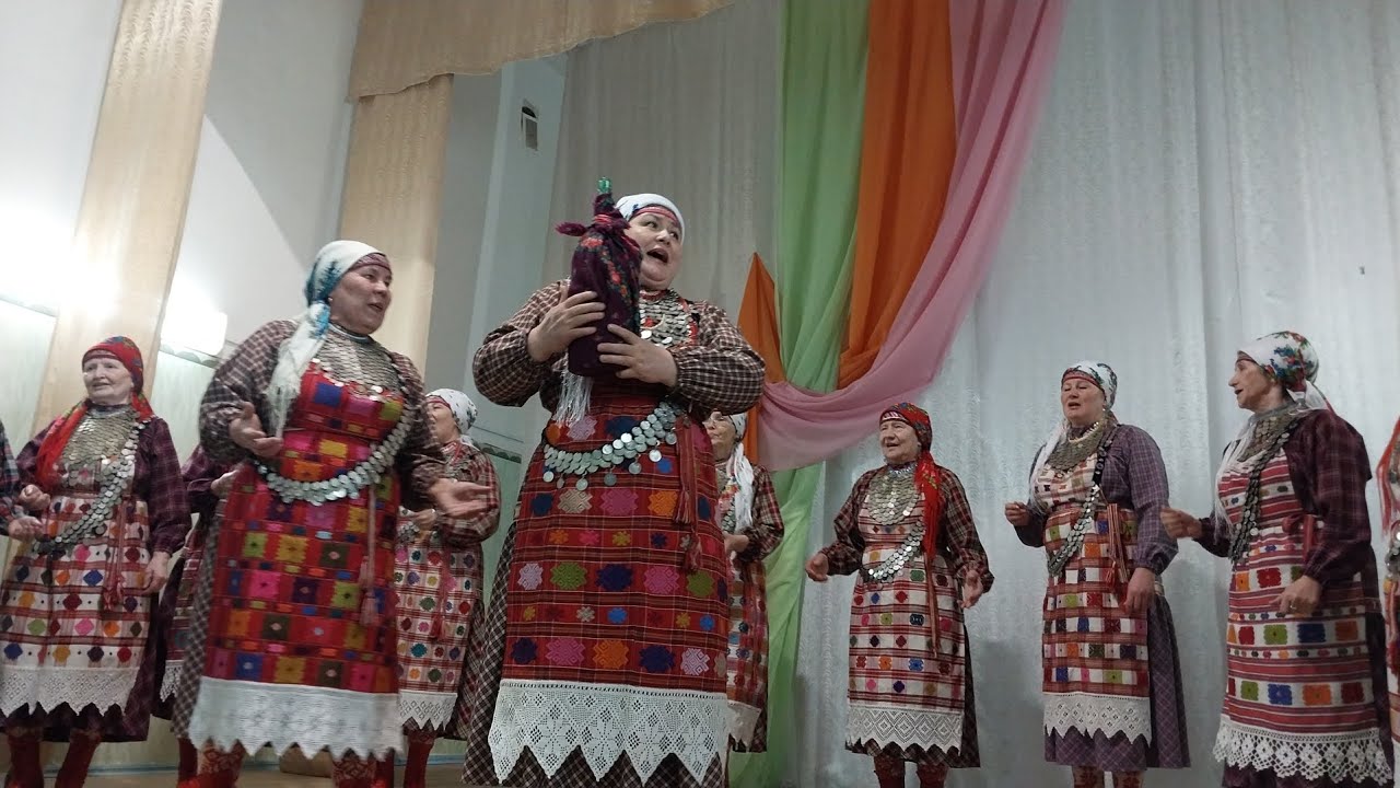 Концерт фольклорный народный ансамбль "Азвесь гырлы" и вокальный ансамбль "Берегиня"