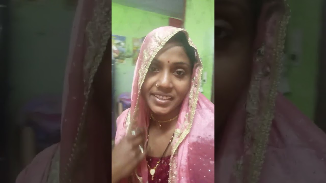 Mera Chhota Sa block naya suit Lai hun Chunni Sarkar Dal Ke Dekhi Kitni acchi lag rahi hai