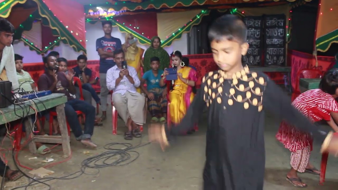 গায়ে হলুদ অনুষ্ঠানে হাবিবের নাচ