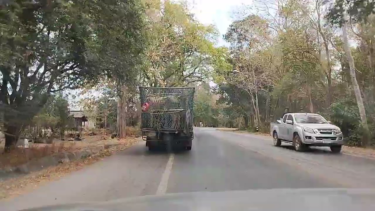 ขึ้นวัดถํ้าผาแด่นแด่นกำลังขึ้นภูภาร
