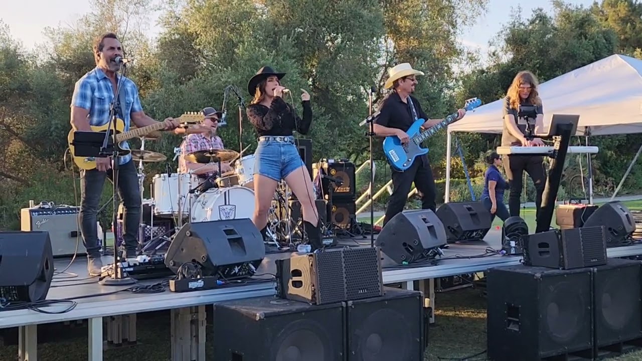 Smith Band "Hang Tight Honey" 6-13-2025