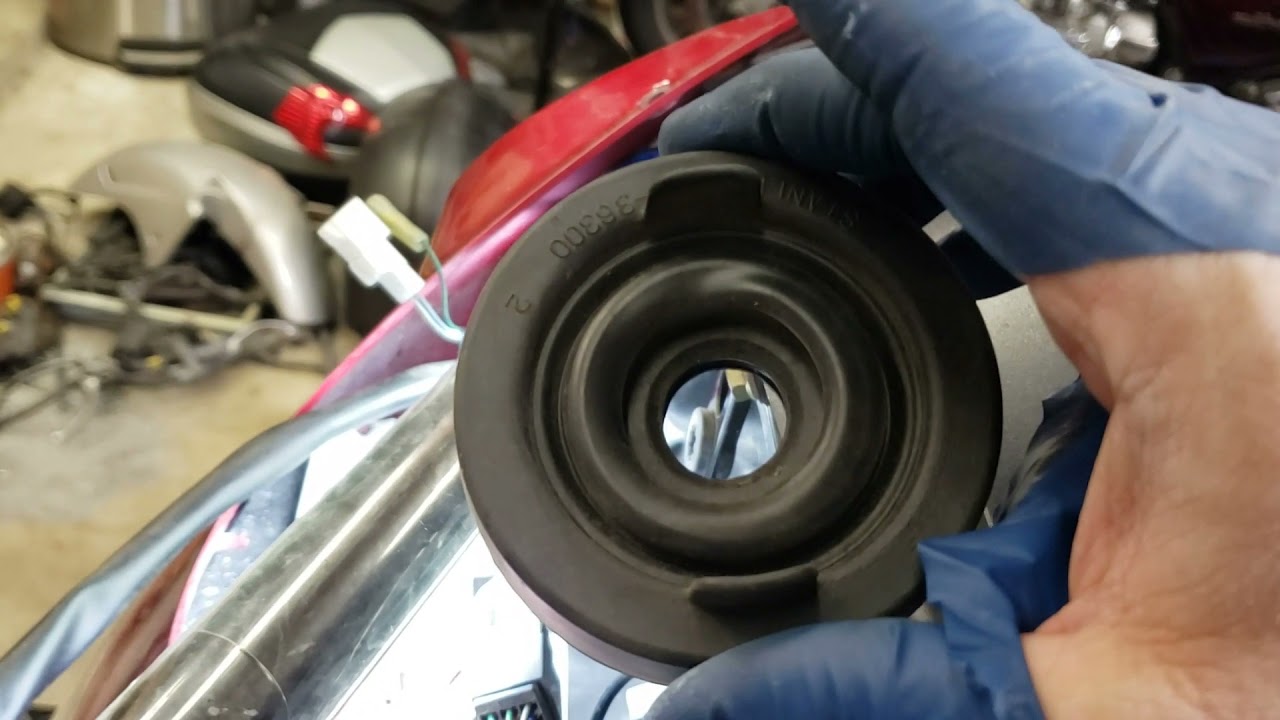 CBR 1100XX Headlight Bulbs switched to LEDS part 1
