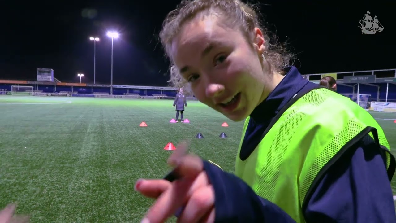 Take A Look Behind The Scenes 🔍 | 1st Team & Reserves Training