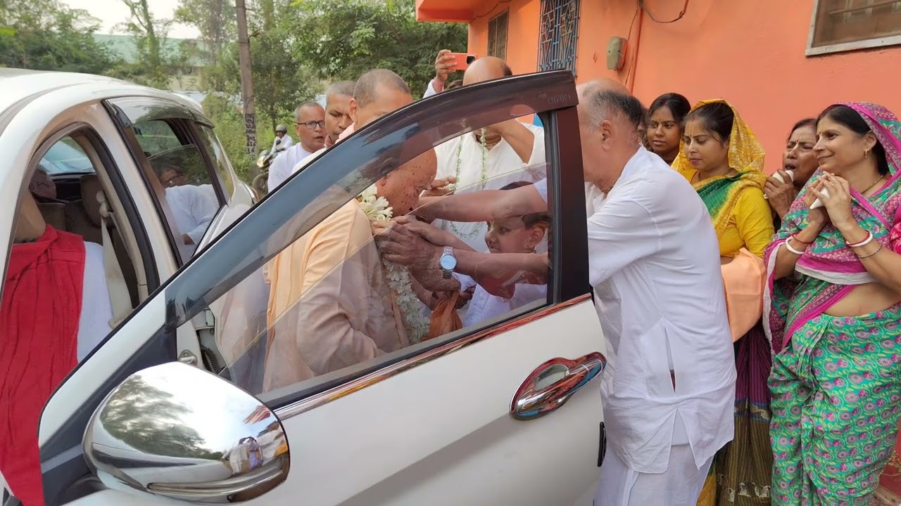 HH Subhag Swami Guru Maharaj Arrived  Bankura on 21/12/2024.