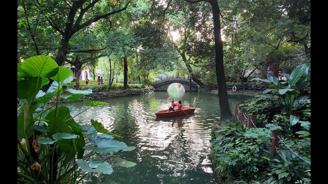 A Day in Chengdu's Most Unique Park | Marriage Market, Tea Houses & Sichuan Street Dancing