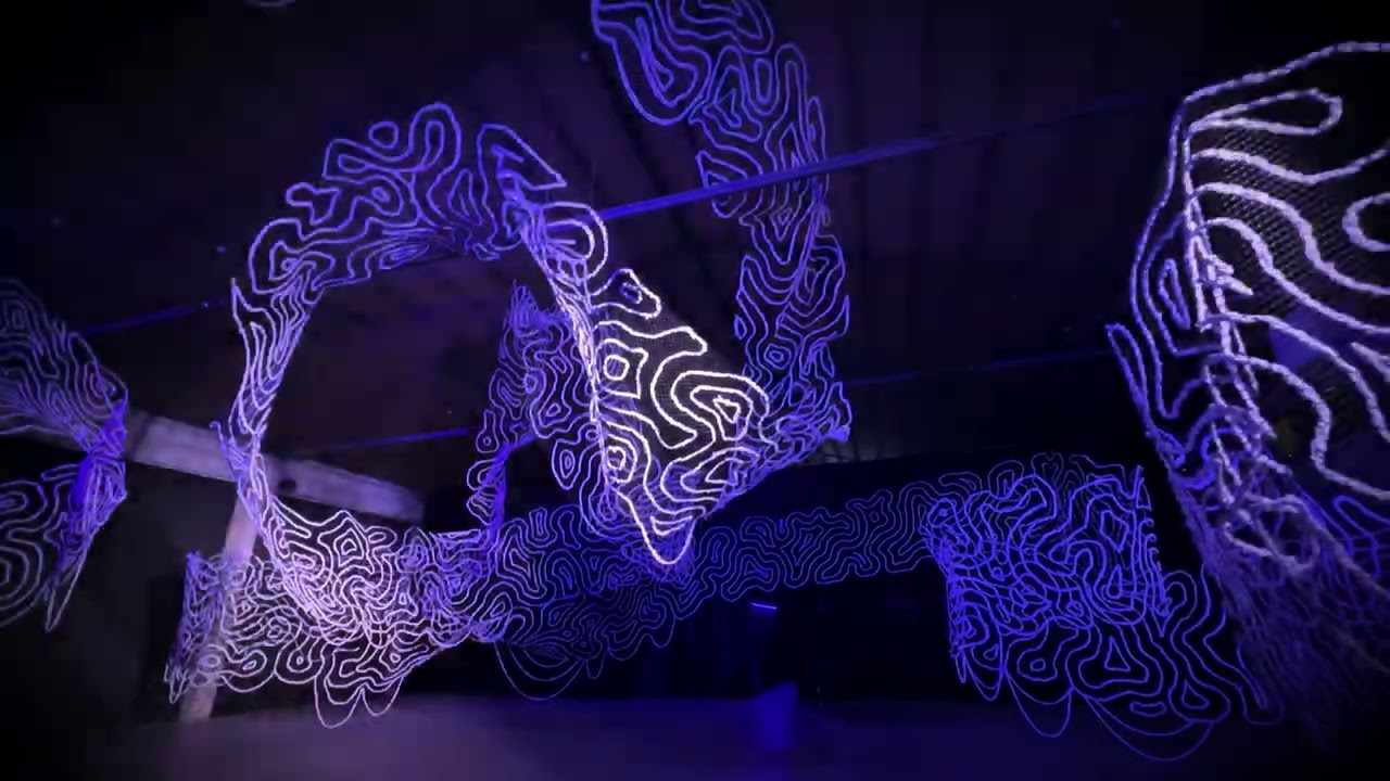FLOWING FIBER