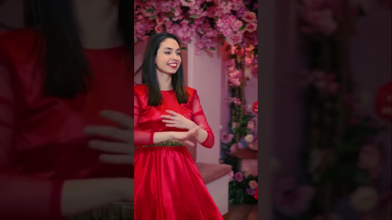 رقص ايرانى با آهنگ ننه معين #دنسر #رقصنده