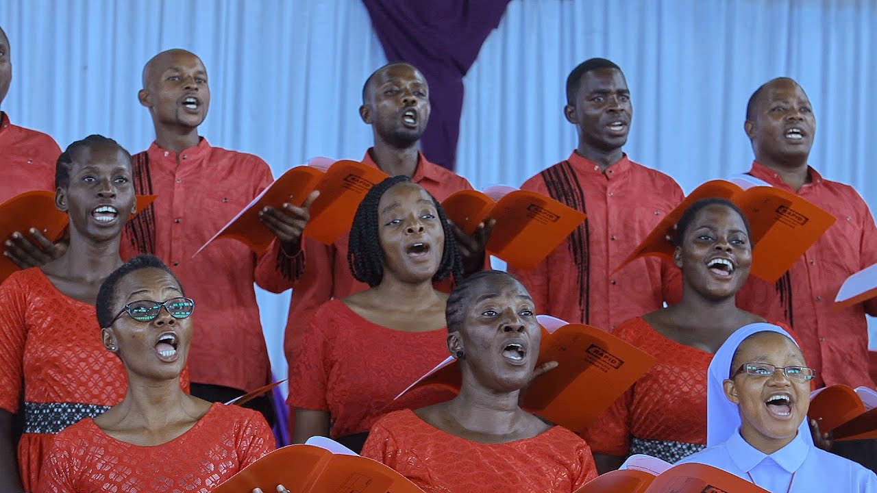 INUENI VICHWA VYENU -  V.  MABULA Kwaya ya Mwenyeheri Yosefu Allamano Parokia ya Kibada - Kigamboni