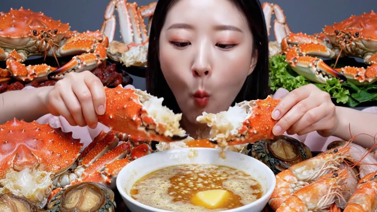 초대형 킹크랩 ASMR 먹방 🦀 리얼 사운드 해산물 #ASMR #mukbanginternational