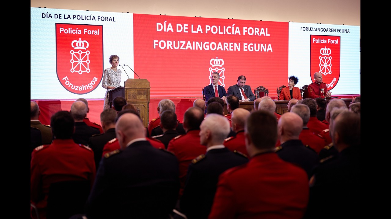 La Presidenta Chivite preside el Día de la Policía Foral