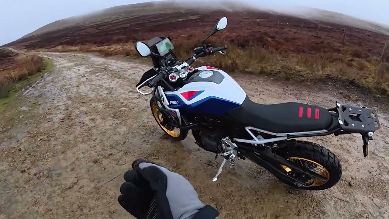 Taking the GS900 up to Devils Bridge