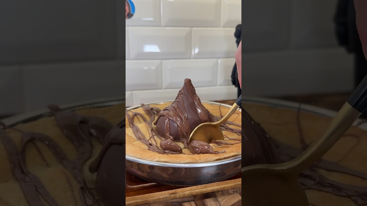 Hershey&rsquo;s Kiss Cookie Pie 🥧 #shorts
