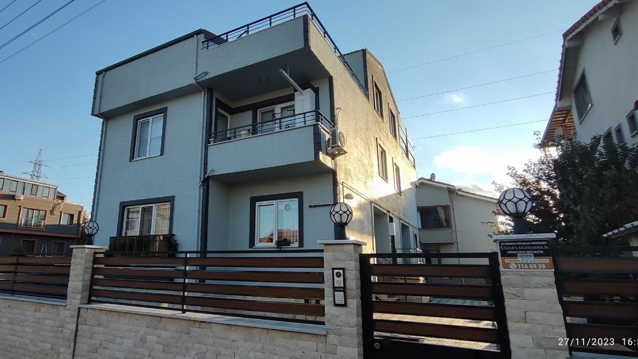 ÇANAKKALE ili BİGA ilçesinde lüks ve huzurun buluştuğu ELİT muhit DOĞANKENT'te TRİPLEKS VİLLA...