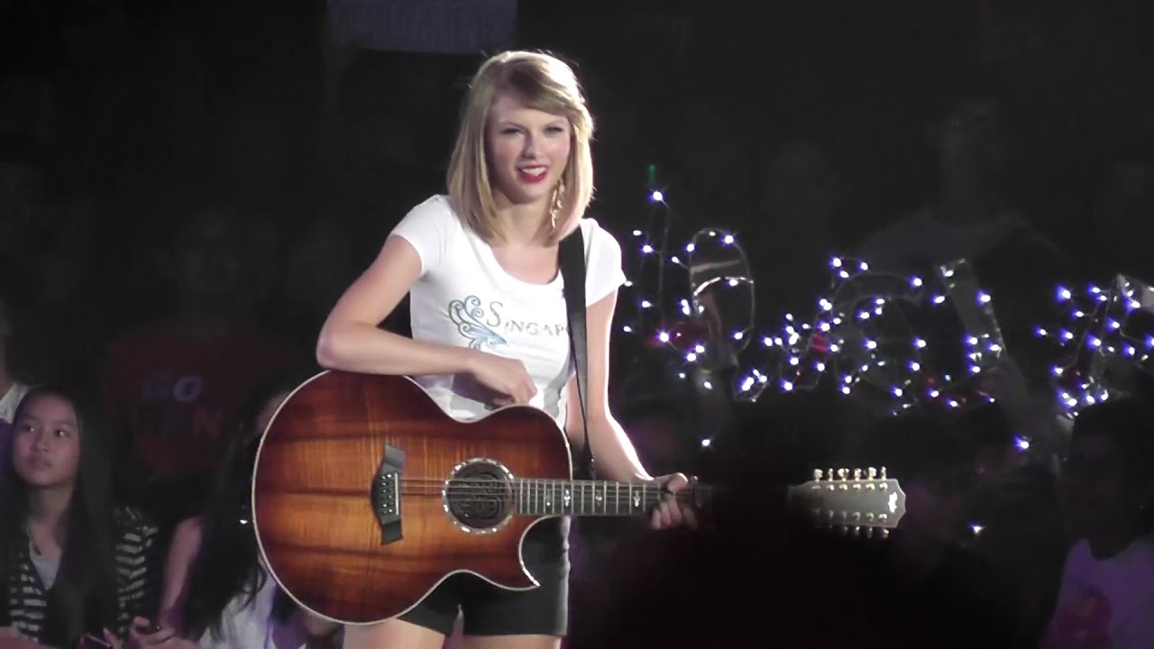 Taylor Swift:The Red Tour 2014 in Singapore 12 June 2014 (Part 2)