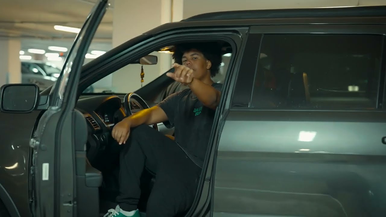 Yvng1haze - Prada Bae (Official Music Video) [Directed by @GPXFILMS ]
