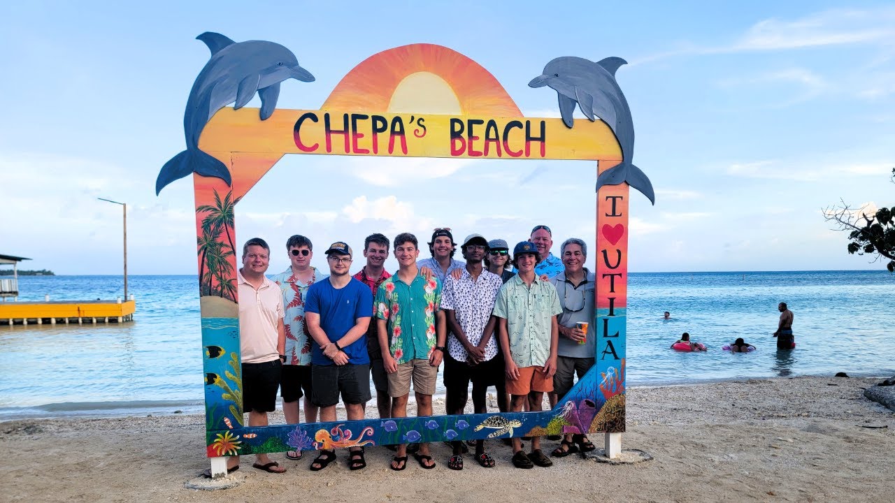 Friends & Family Scuba Diving Trip to Utila, Honduras July 2024 (LONG RECAP VERSION).