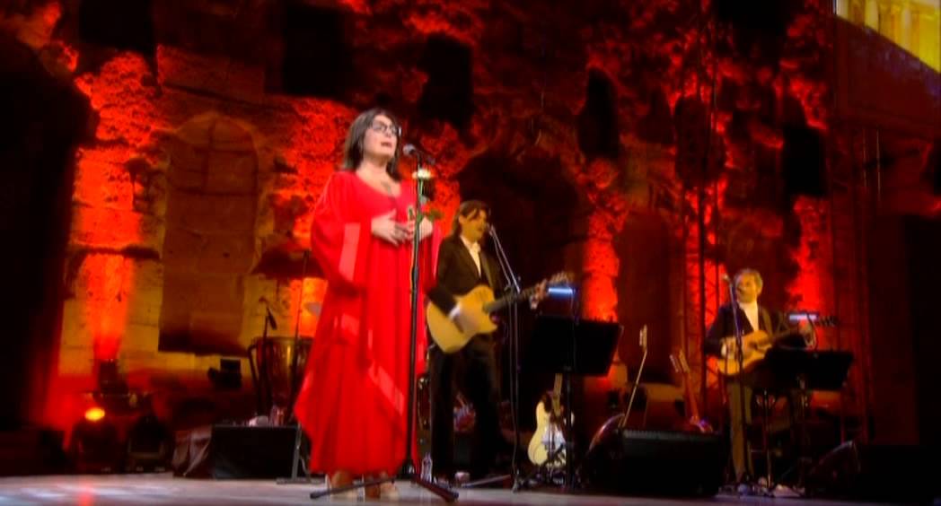 NANA MOUSKOURI (Enas Mythos)