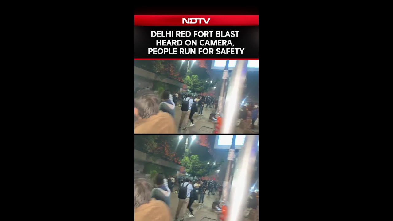 Delhi Red Fort Car Explosion Heard On Camera, Crowd Seen Running Away