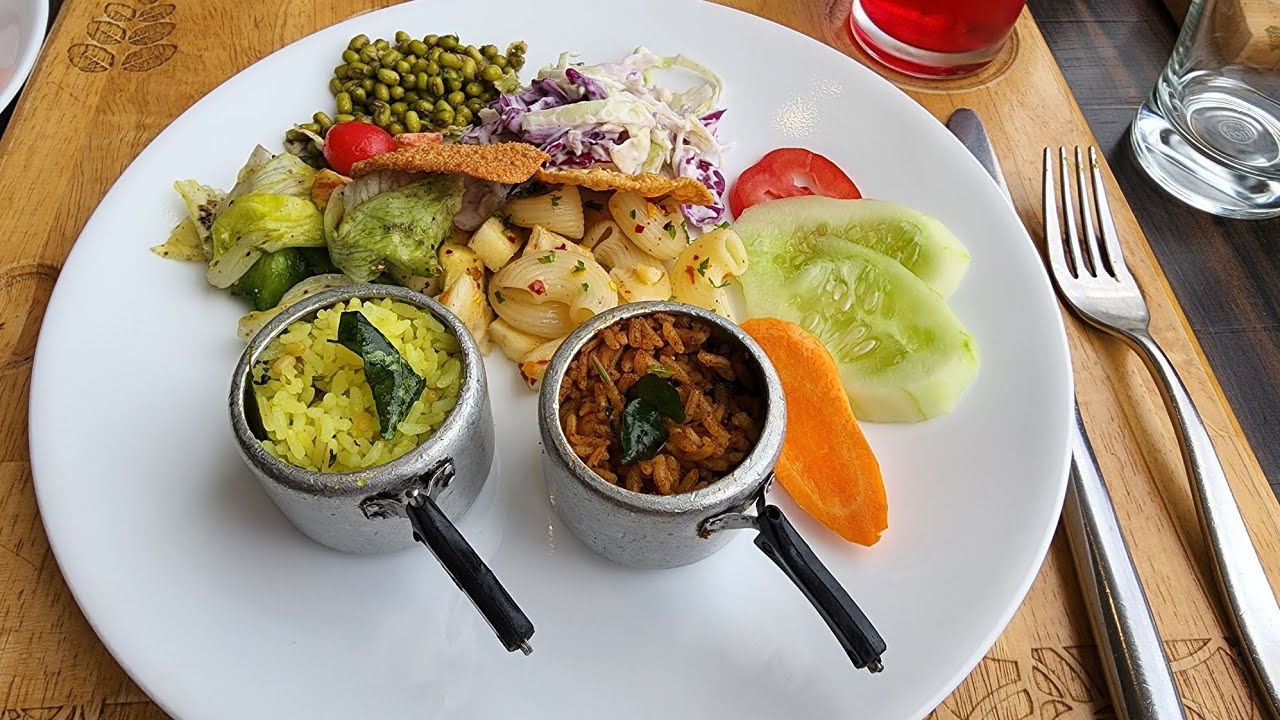 Buffet @ Sattvam JP Nagar, Bangalore | Pure Sattvic Veg Food | Rides N Recipes