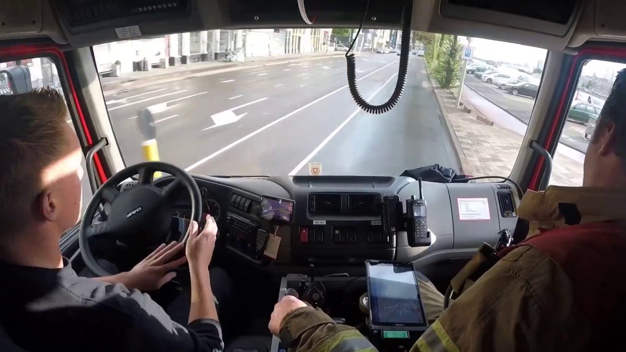 DUTCH FIREFIGHTERS - PERSOON TE WATER. #28