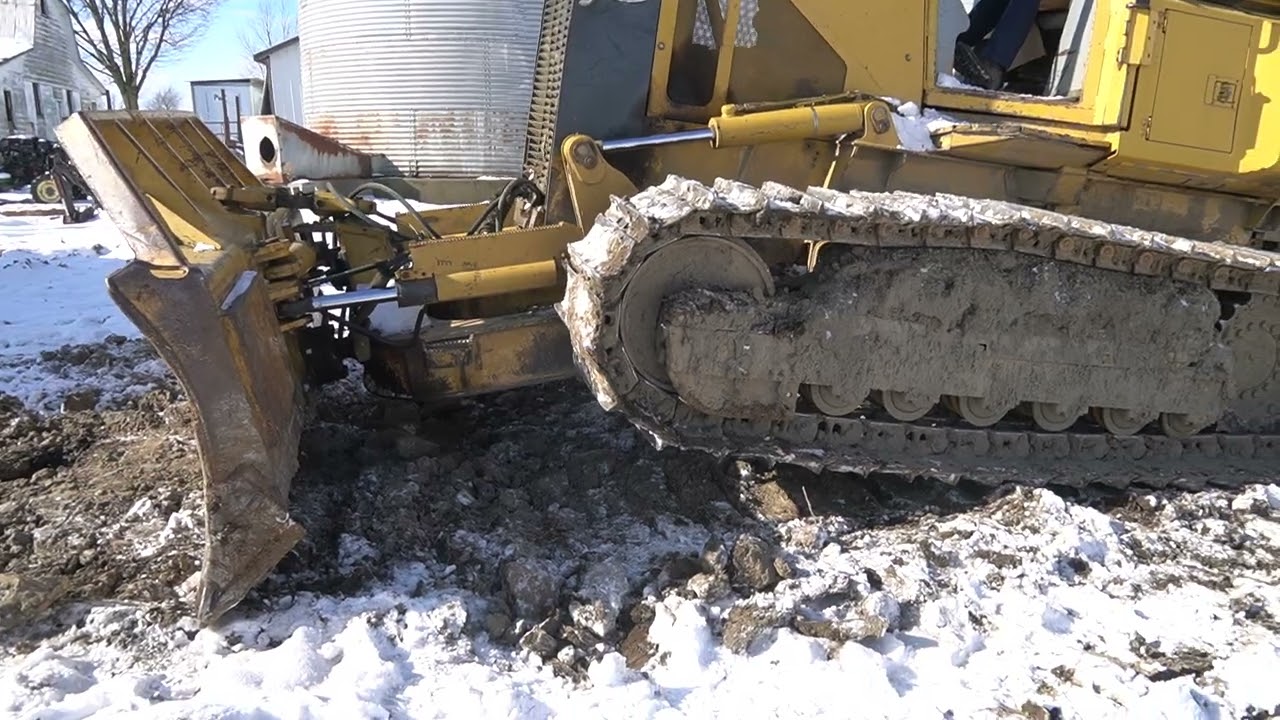 Lot 163: John Deere 700 H DozerC0005