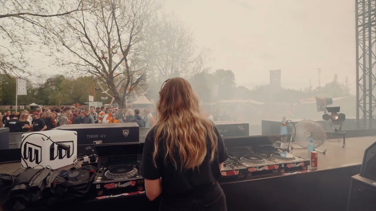 Oranjebitter x Modular 2024 - Essy
