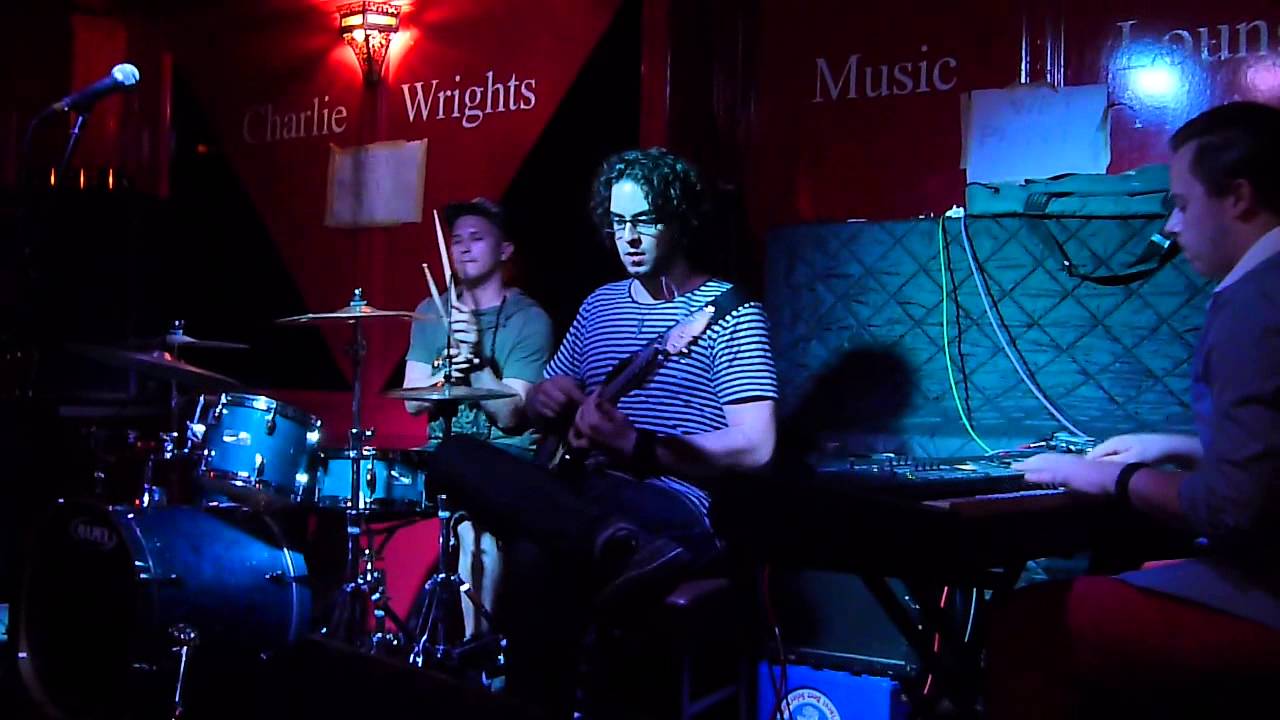 fuzz on jam at charlie wrights