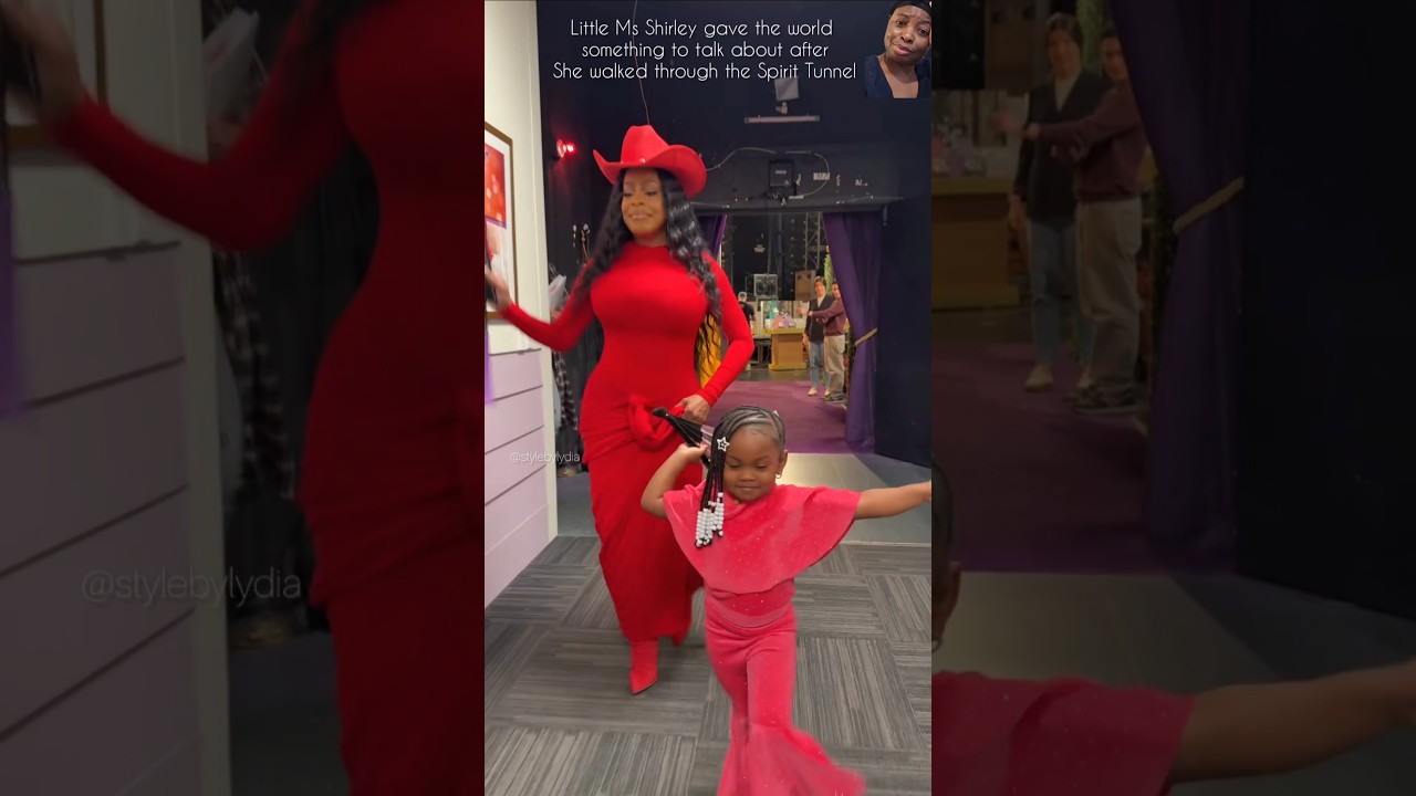 Little Ms. Shirley made an indelible entrance at the Spirit Tunnel 👏 #jenniferhudson #seo #shorts