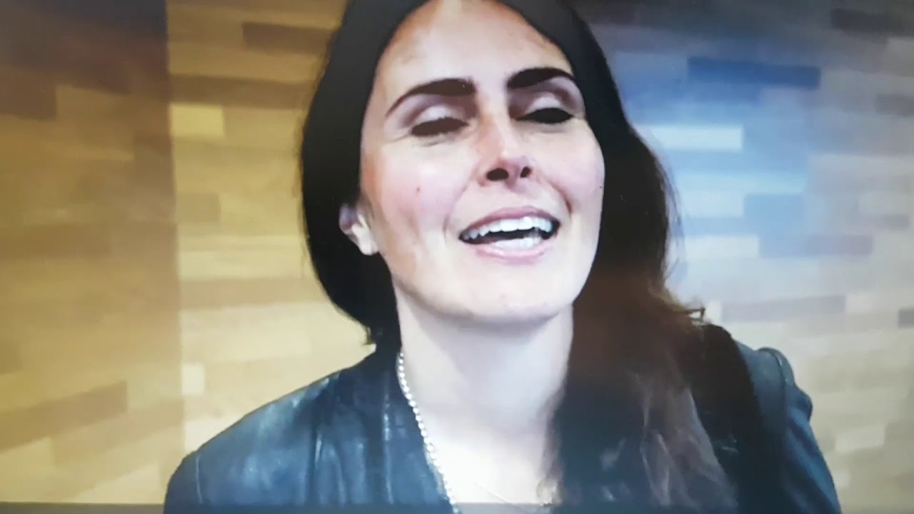 Sharon vertrekt naar Spanje - liefde voor muziek
