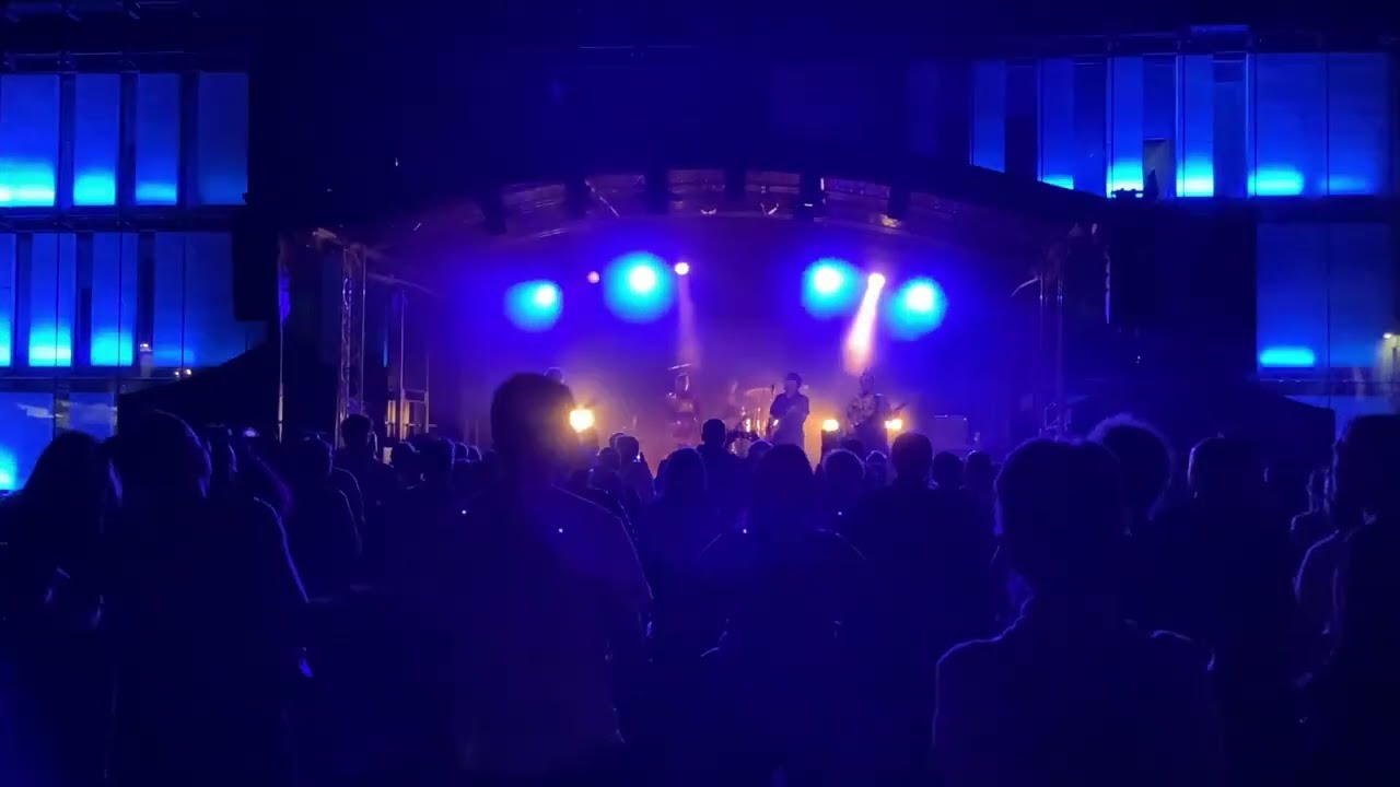 Shake It – Nutbush City Limits x Rock’n’Roll (Live à Chartrestivales)