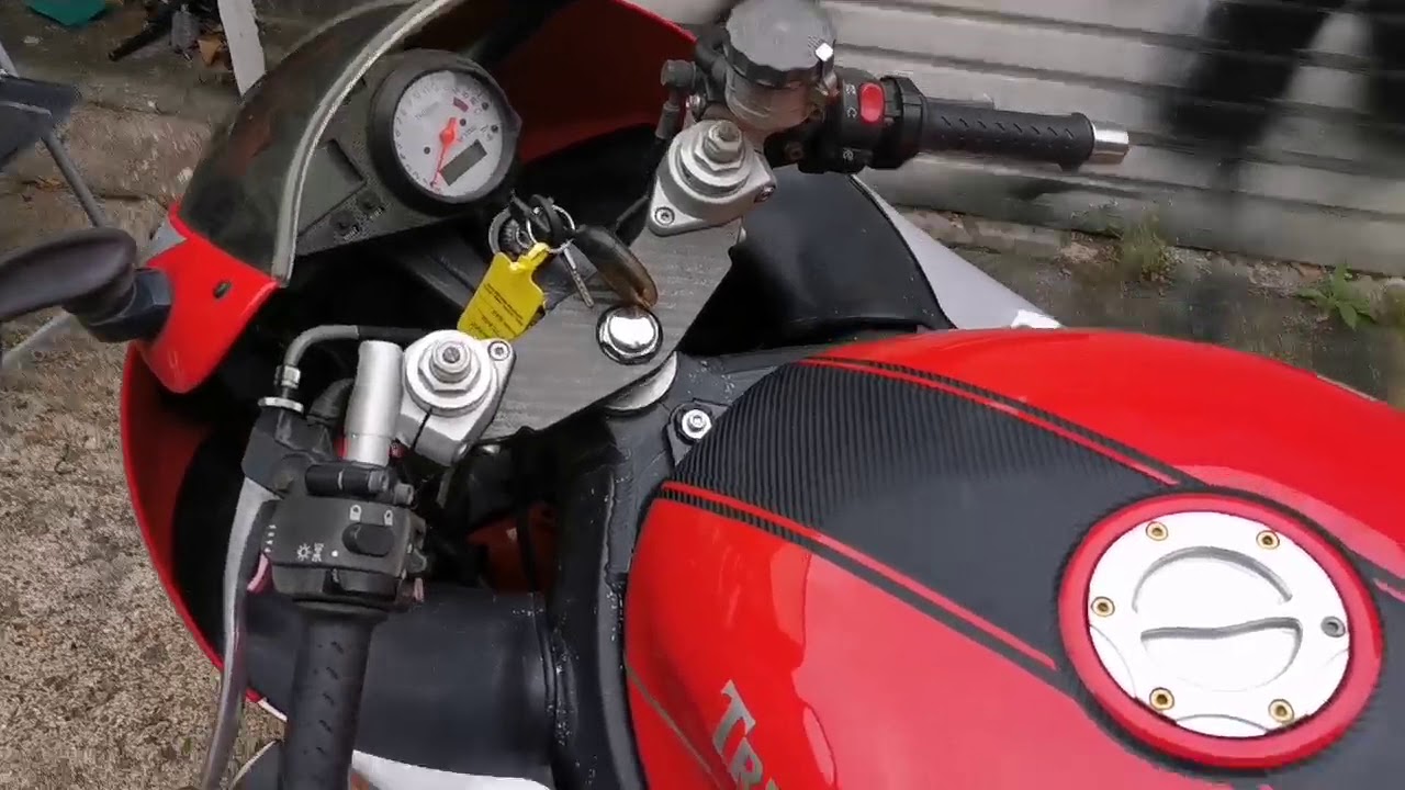 Triumph tt600, part 2.