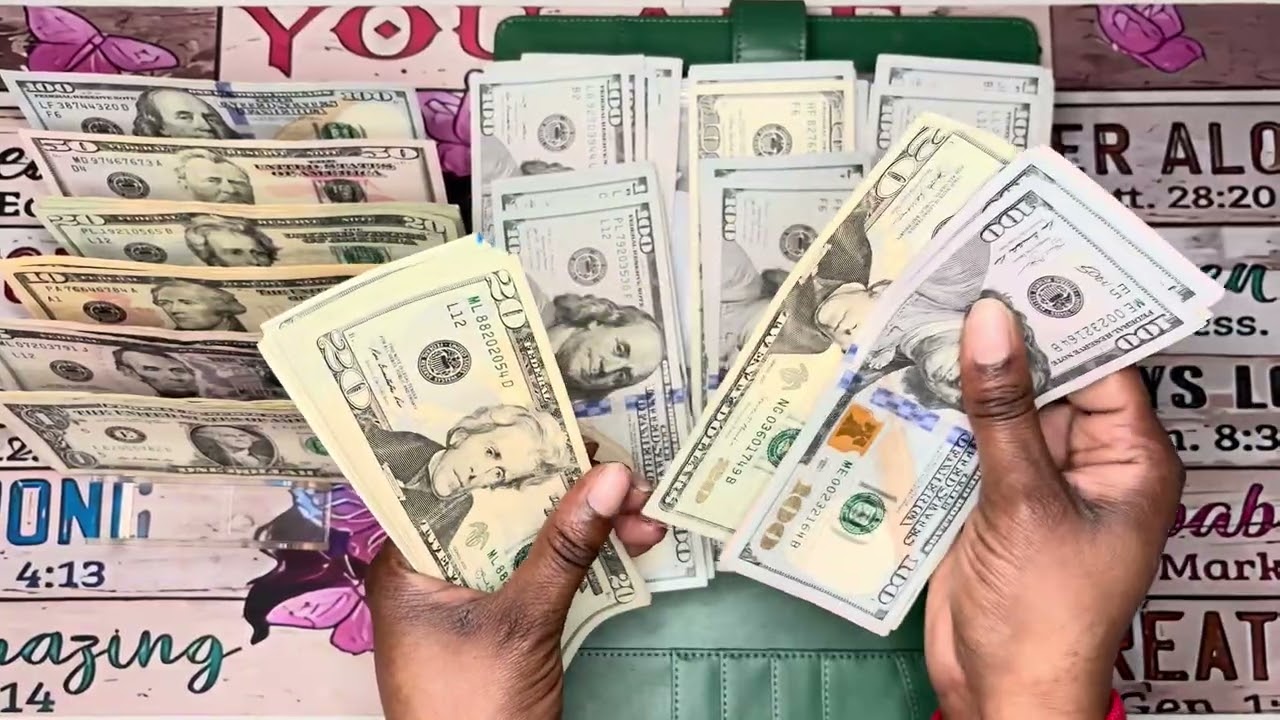 Наличные деньги - зарплата за январь, 4-й день - 2336,00 долларов.