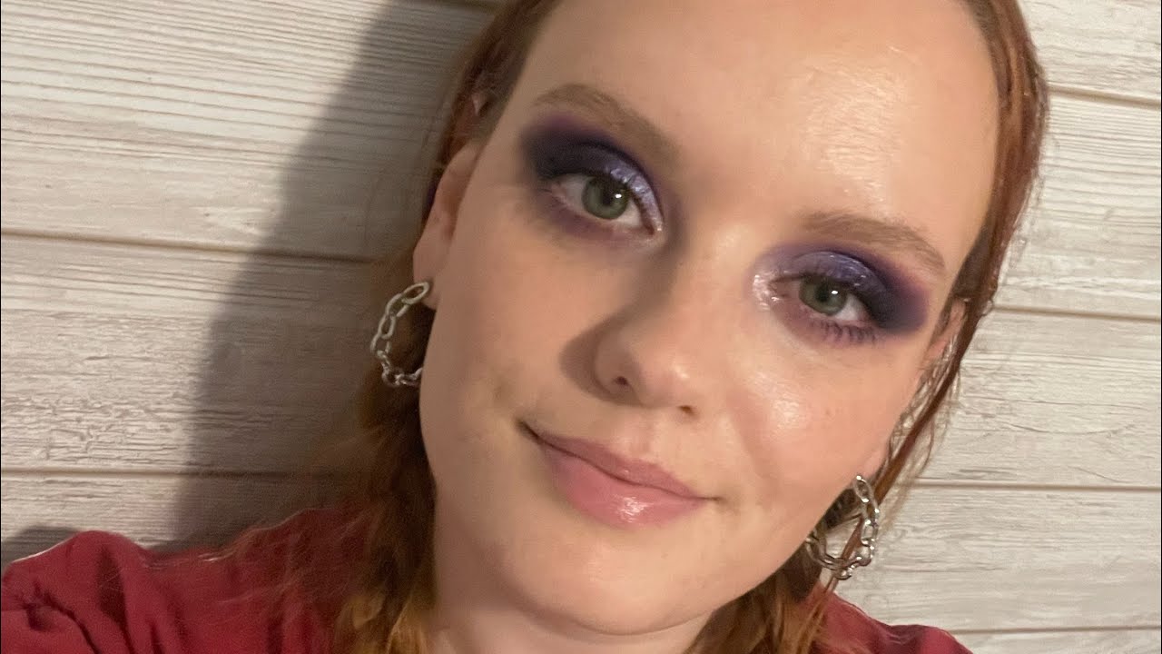 Indie Makeup Brand: Trying Cosmic Brushes  for the first time EVER!!! The Gothic Palette 💜🦇