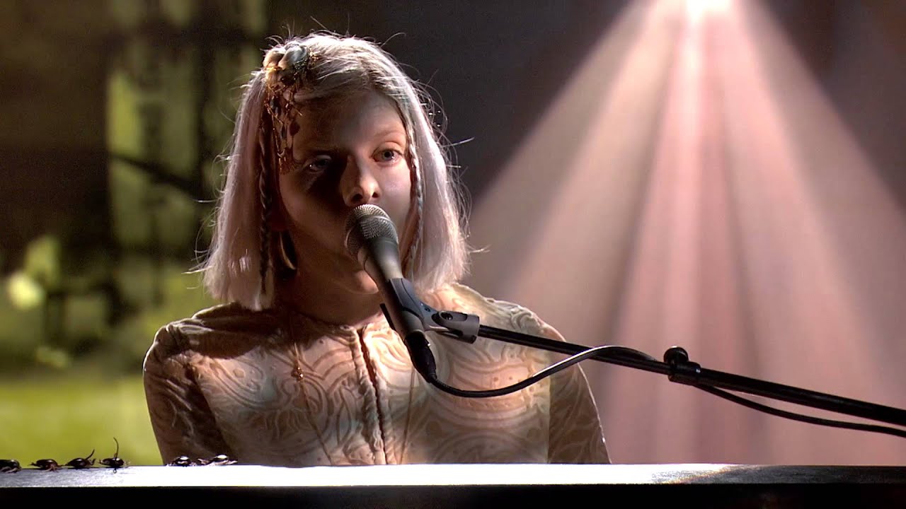 AURORA-Life on Mars?(D.Bowie)-Live TRYGDEKONTORET-NRK
