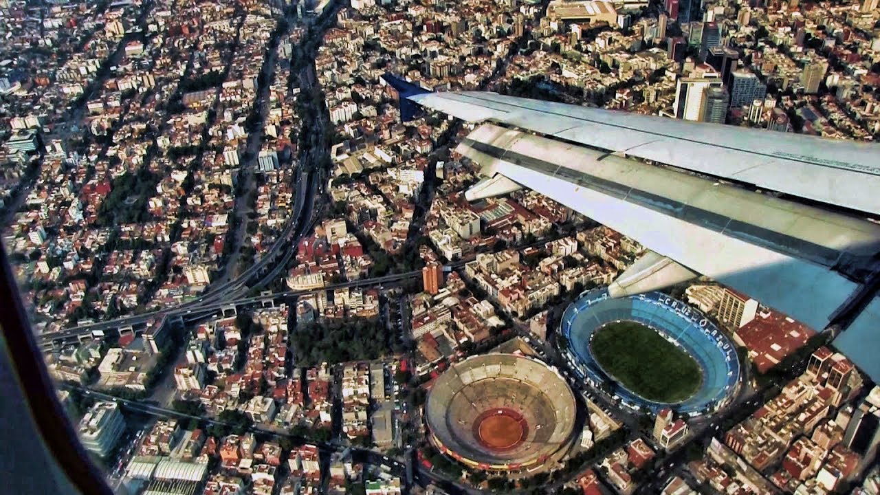 Delta Airlines A320 Landing Mexico City