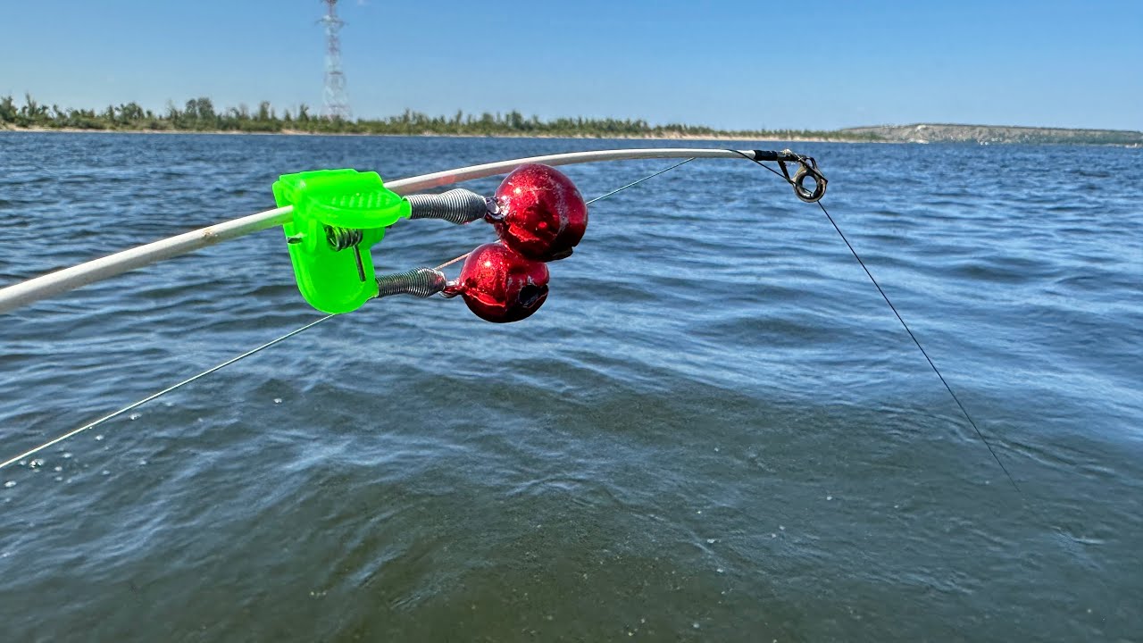 Наконец то крупный лещ пошёл. Давно таких не ловил. Рыбалка 2025