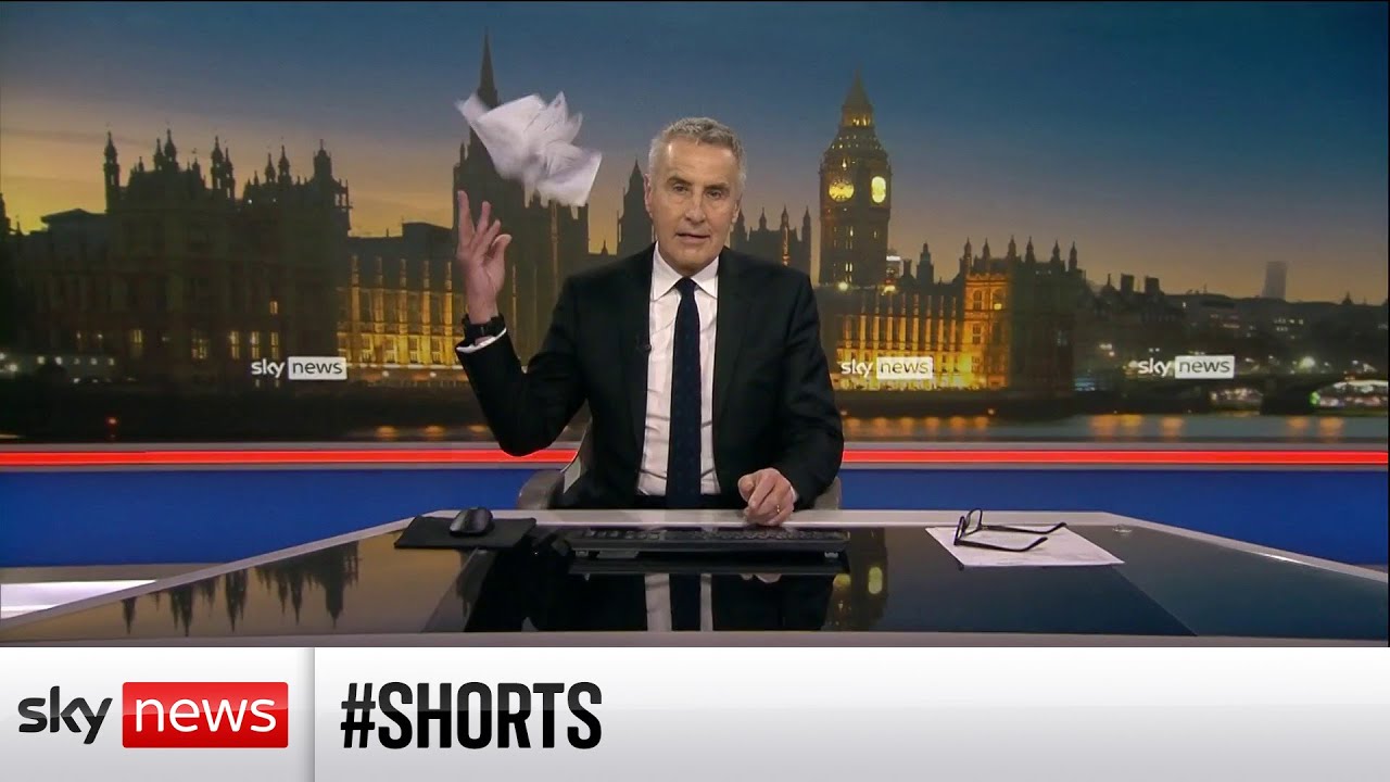 Dermot Murnaghan signs off in style