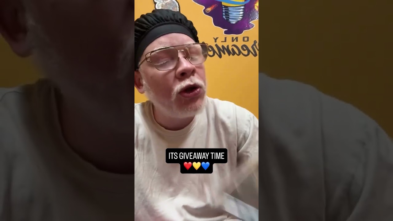 Want some Odd Squad merch? Comment your favorite line from Smiling Back and tag 2 friends to enter!