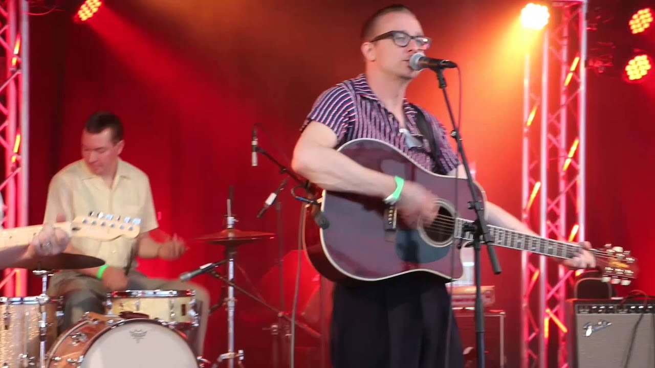 Mike Bell & The Belltones - I'm Just a Mender & Rosebud - Jokamiehen Festivaali 2015