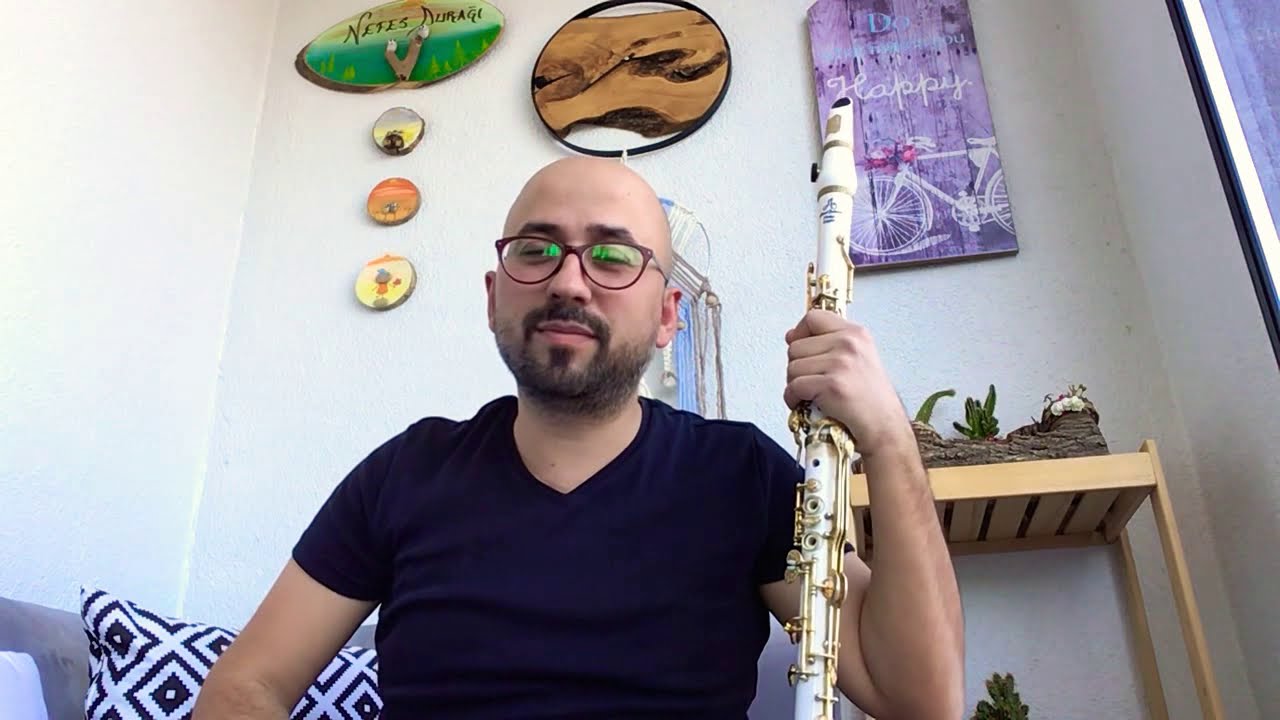 Dünyadan Uzak Yakın Çekim / Sol Klarnet İçin