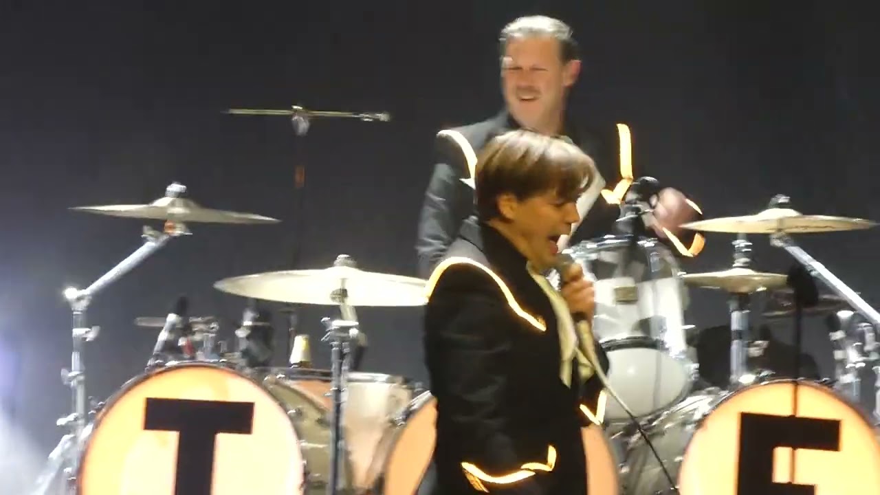 The Hives - Walk Idiot Walk, Live @ AFAS Live, Amsterdam, 22-11-2025