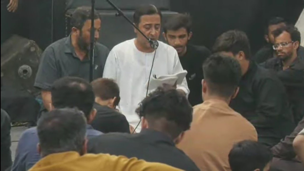 ورد نام موسیٰ کاظم کی دھڑکن دل میں ہے ۔ سلام